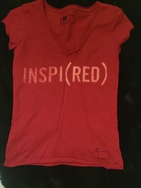 GAP Red 'INSPI(RED)' Short Sleeve V-Neck Tee